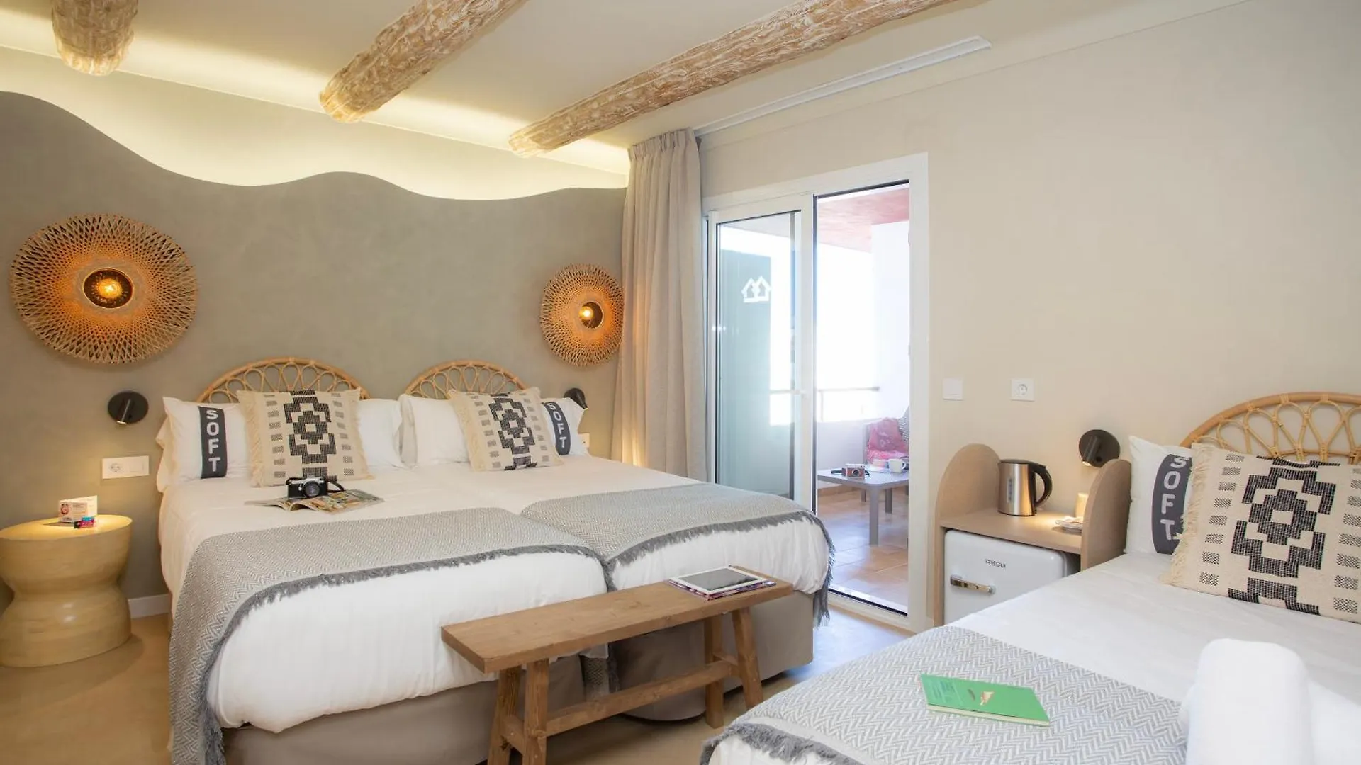 Casual Bahia Ibiza Hotel San Antonio